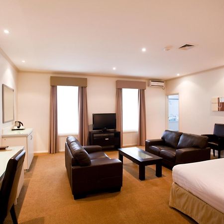 Beau Monde International Hotel Doncaster East Quarto foto