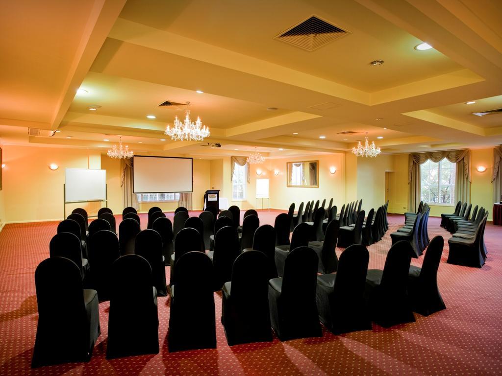 Beau Monde International Hotel Doncaster East Exterior foto