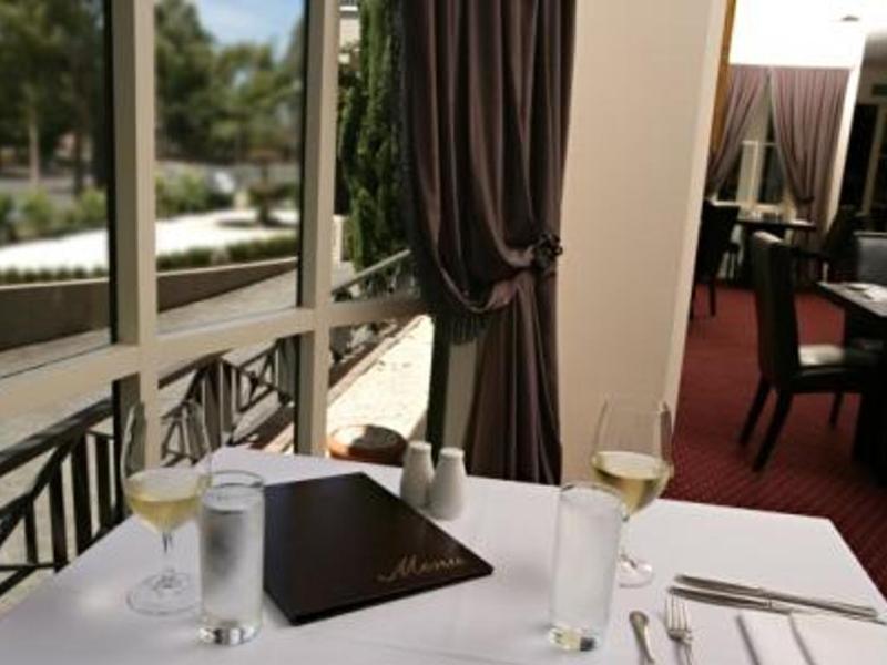 Beau Monde International Hotel Doncaster East Exterior foto