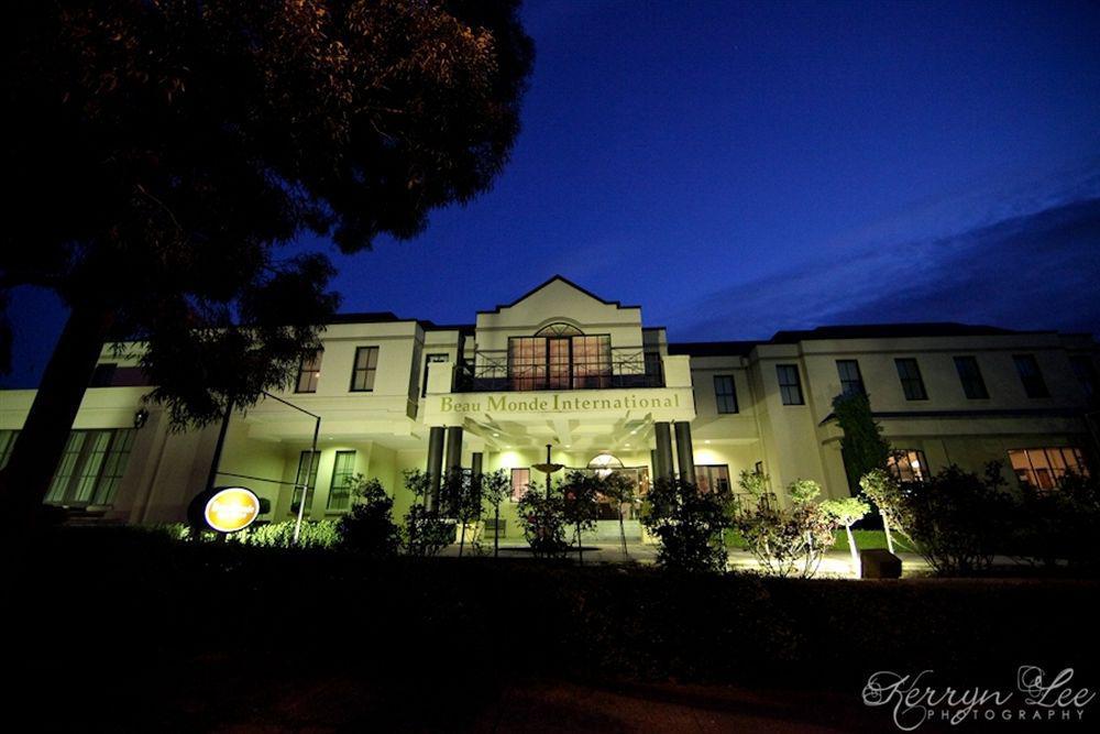 Beau Monde International Hotel Doncaster East Exterior foto